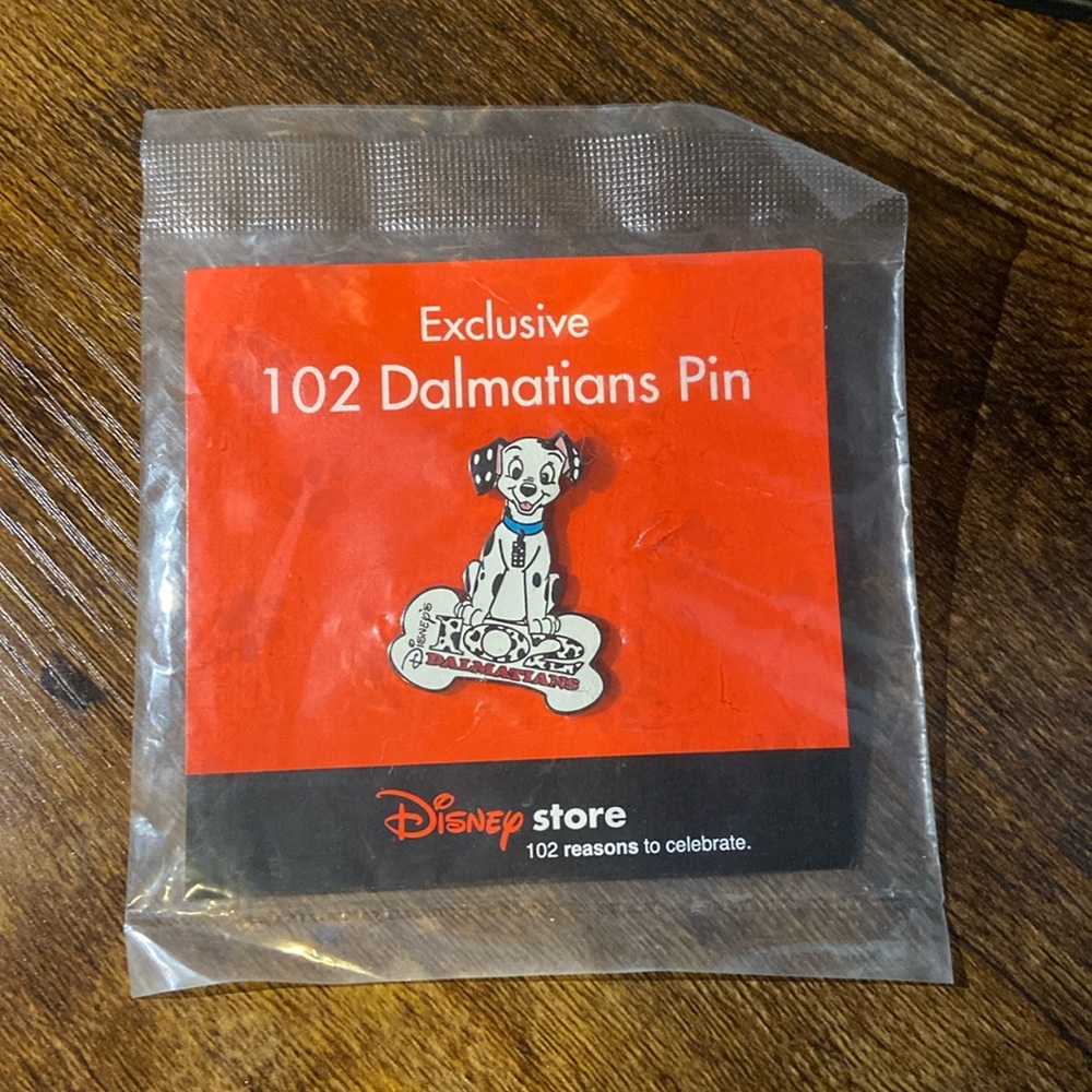 Exclusive 102 Dalmatians Pin